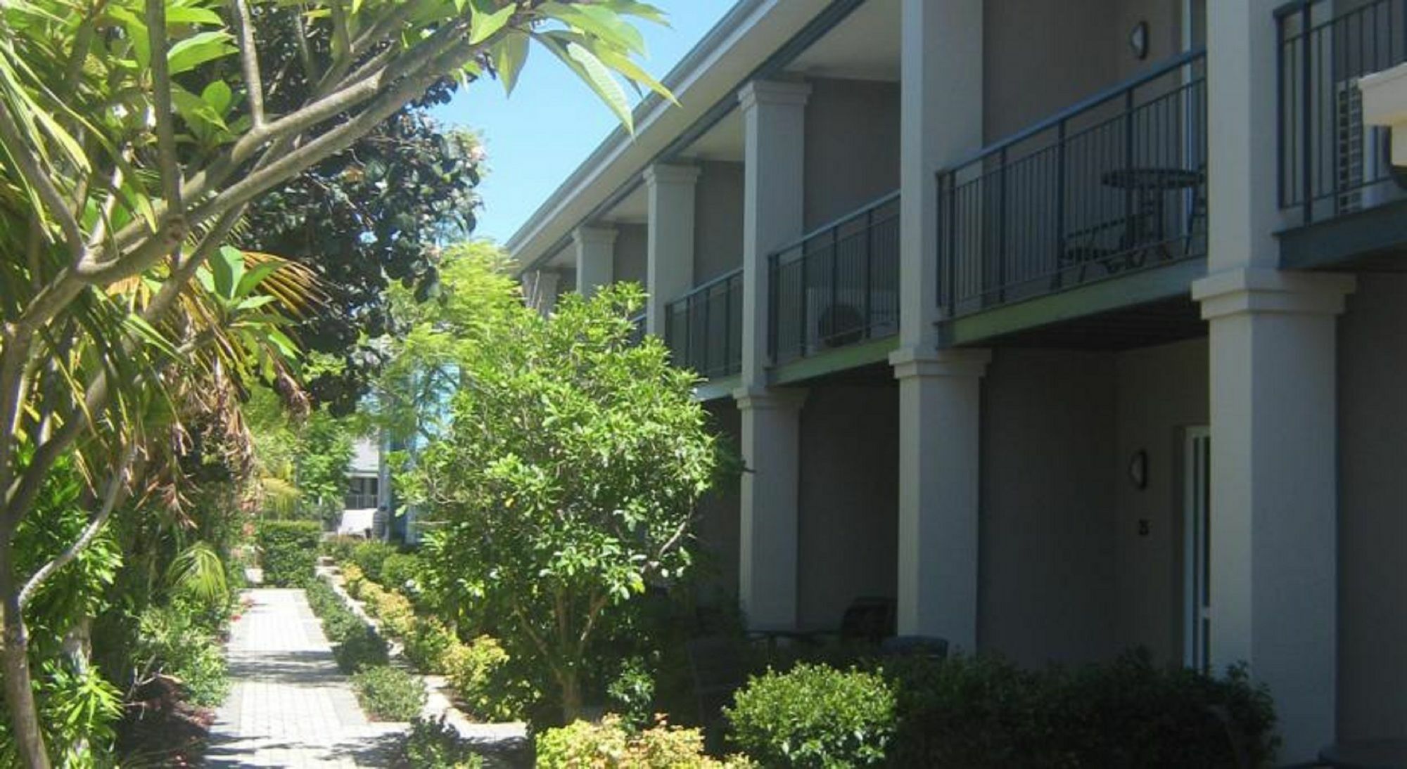 C Mandurah Apartment Resort Экстерьер фото